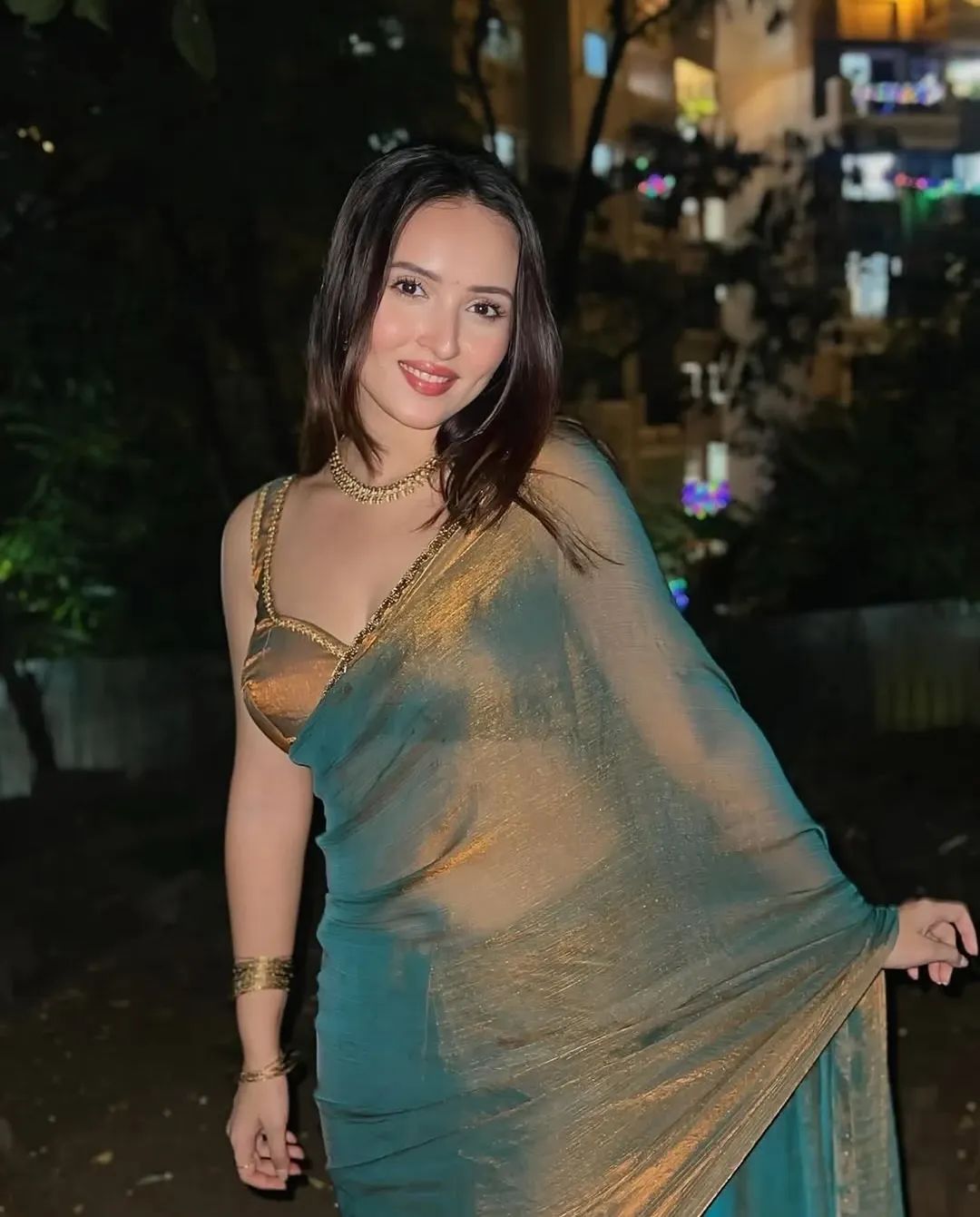 Premium Frandy Crush Saree