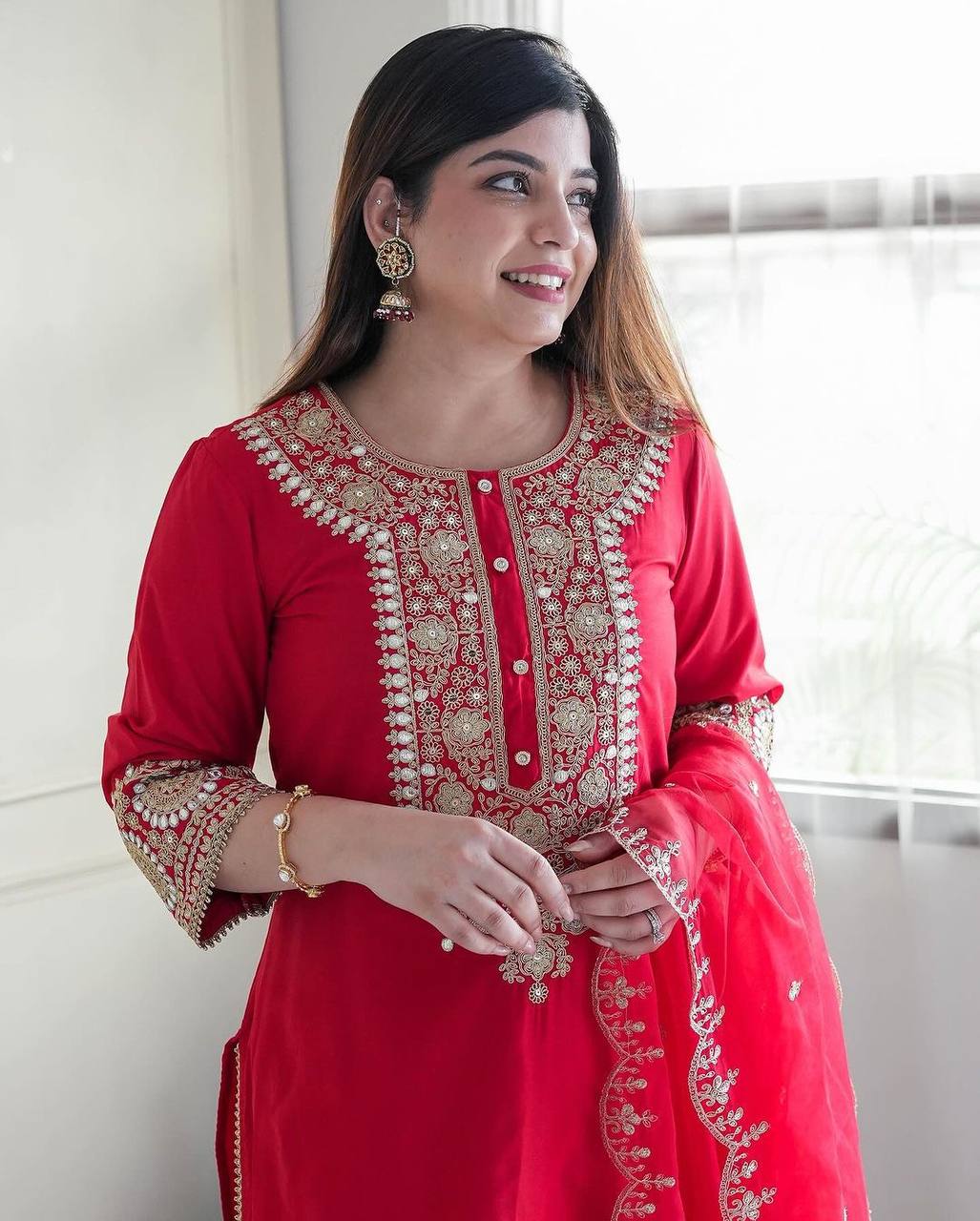 Scarlet Elegance