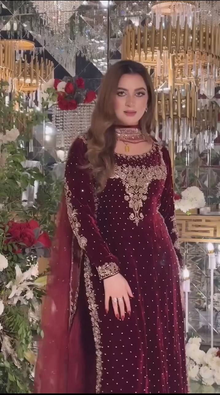 Maroon Majesty